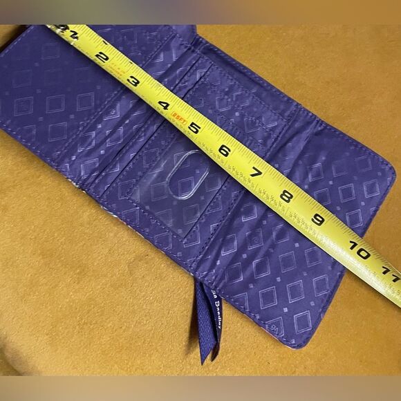 Vera Bradley Wallet Batik Leaves - Picture 8 of 8